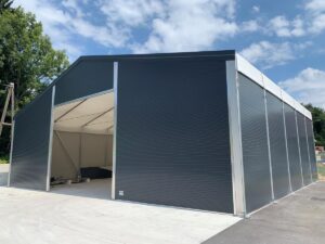 Garage and service workspace with insulation