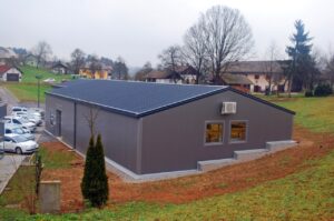 Skladiščni in poslovni prostori Storage and office premises